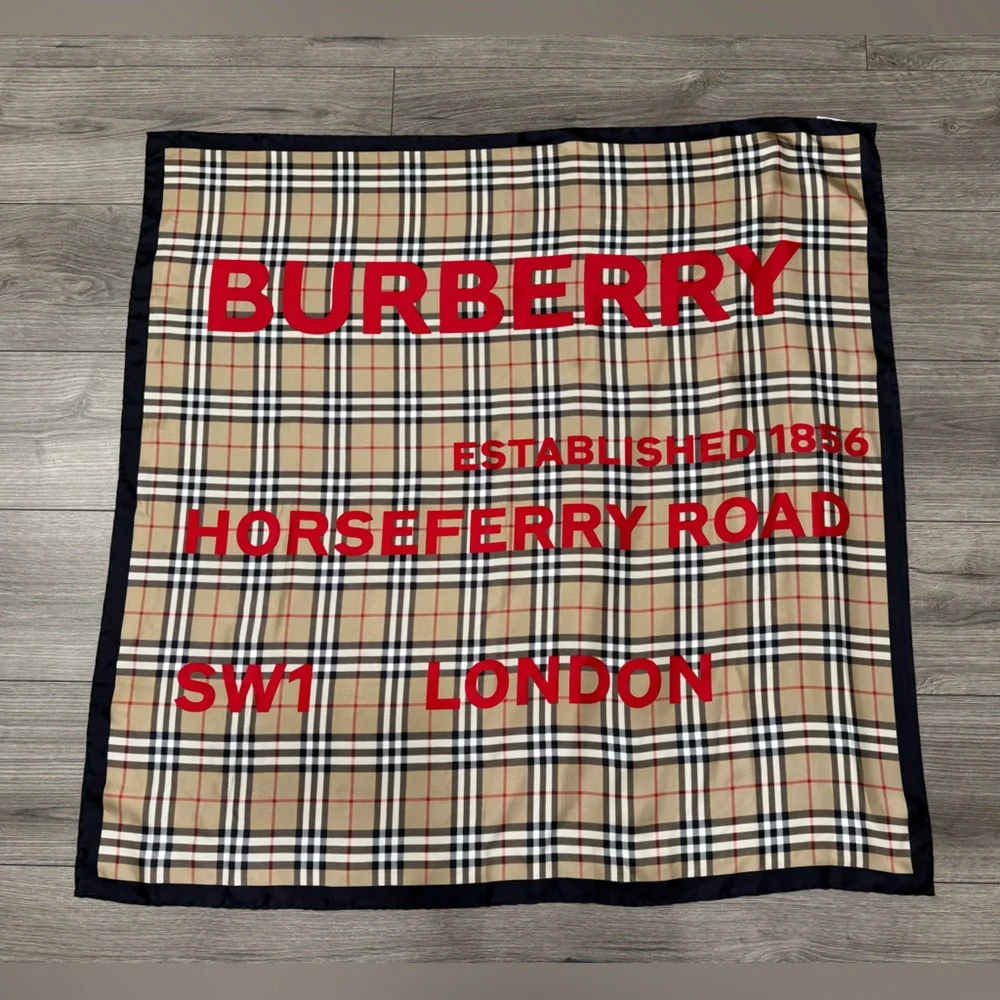Burberry‎ Horseferry Print Vintage Check Silk Square Scarf